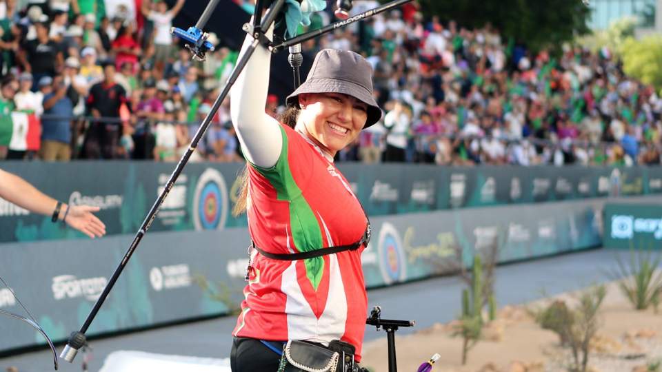 ALEJANDRA VALENCIA GANA EL   PREMIO NACIONAL DEL DEPORTE