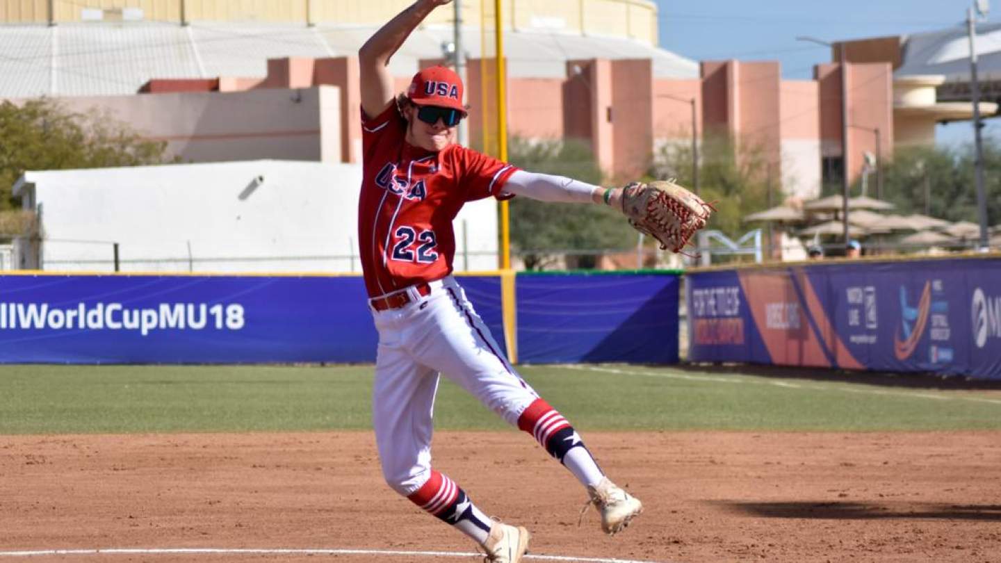 ESTADOS UNIDOS LLEGA A TRES TRIUNFOS SIN   DERROTA EN COPA DEL MUNDO DE SOFTBOL U18