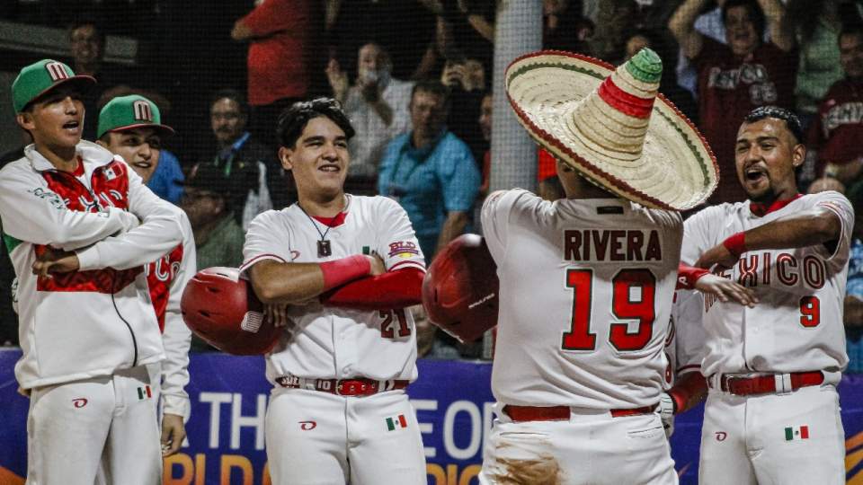 MÉXICO TOMA EL LIDERATO DE GRUPO EN LA COPA MUNDIAL DE SOFTBOL U18