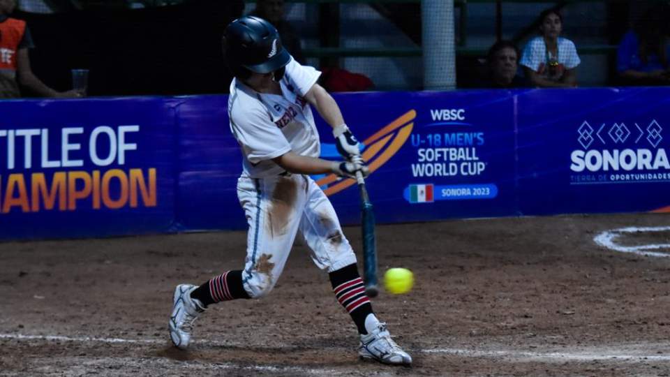 PIERDE ESTADOS UNIDOS INVICTO, PERO PASA   COMO LÍDER DE GRUPO EN MUNDIAL DE SOFTBOL