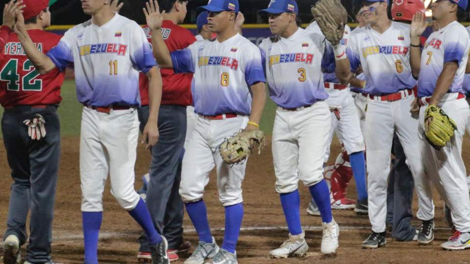 PIERDE MÉXICO EL INVICTO EN   COPA MUNDIAL DE SOFTBOL U18