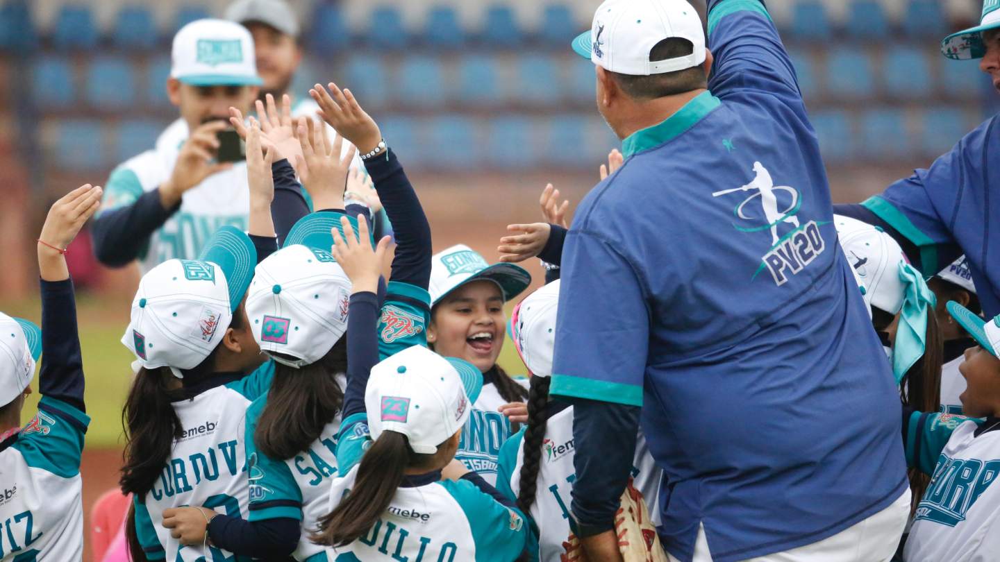 EQUIPOS DE SONORA VAN INVICTOS EN   TORNEO NACIONAL DE BEISBOL FEMENIL