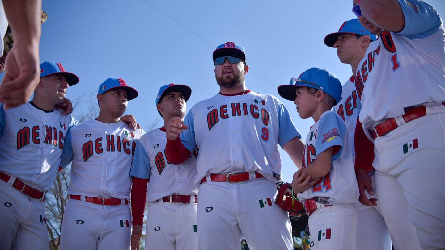 RENOVADO EQUIPO AZTECA HIZO UN  BUEN   PAPEL EN MUNDIAL DE SOFTBOL EN SONORA