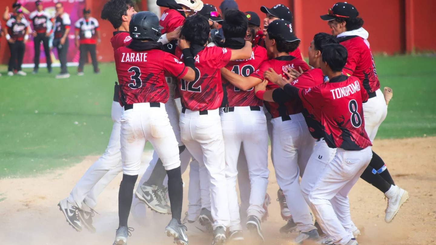 TRES NOVENAS SONORENSES DE SOFTBOL   PASAN A SEMIFINALES EN LA ETAPA NACIONAL