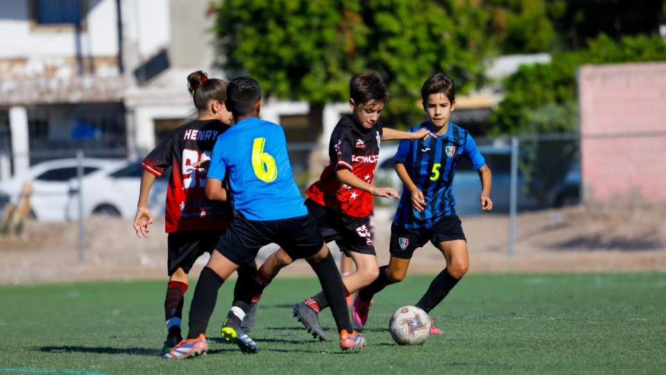 SONORA “A” LOGRA SUBCAMPEONATO EN   EL NACIONAL DE FUTBOL 2003 Y MENORES